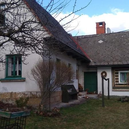 Chalupa S Roubenkou Police nad Metují Exteriör bild